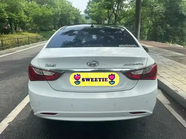 Hyundai Sonata 2011