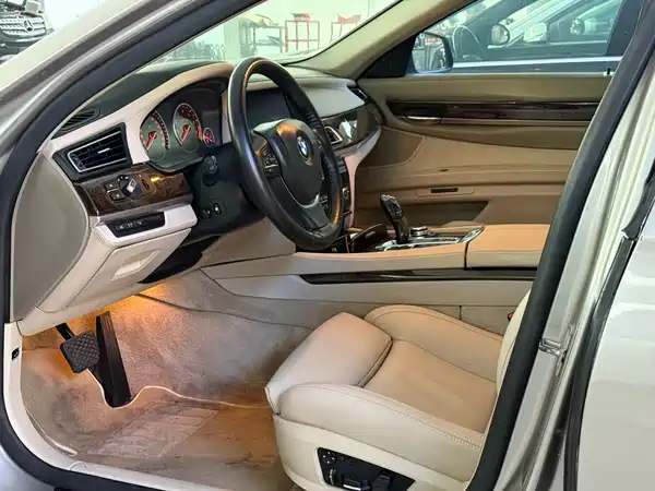 BMW 7 Series 2010
