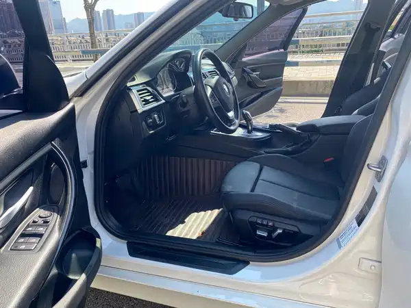 BMW 3 Series 2018