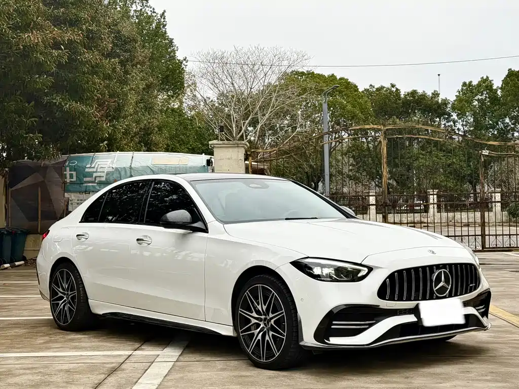 Mercedes-Benz C-Class 2025 — фото 4