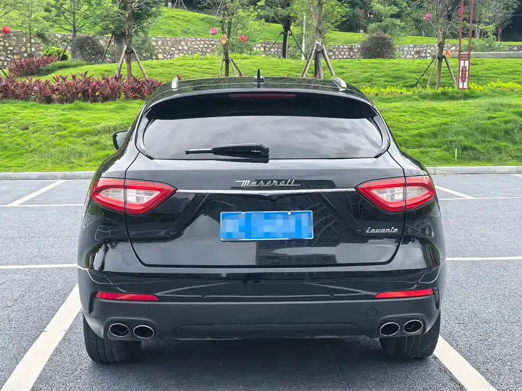 Maserati Levante 2017 — фото 8