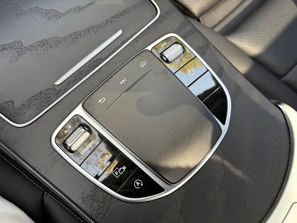 Mercedes-Benz C-Class 2020 — фото 20