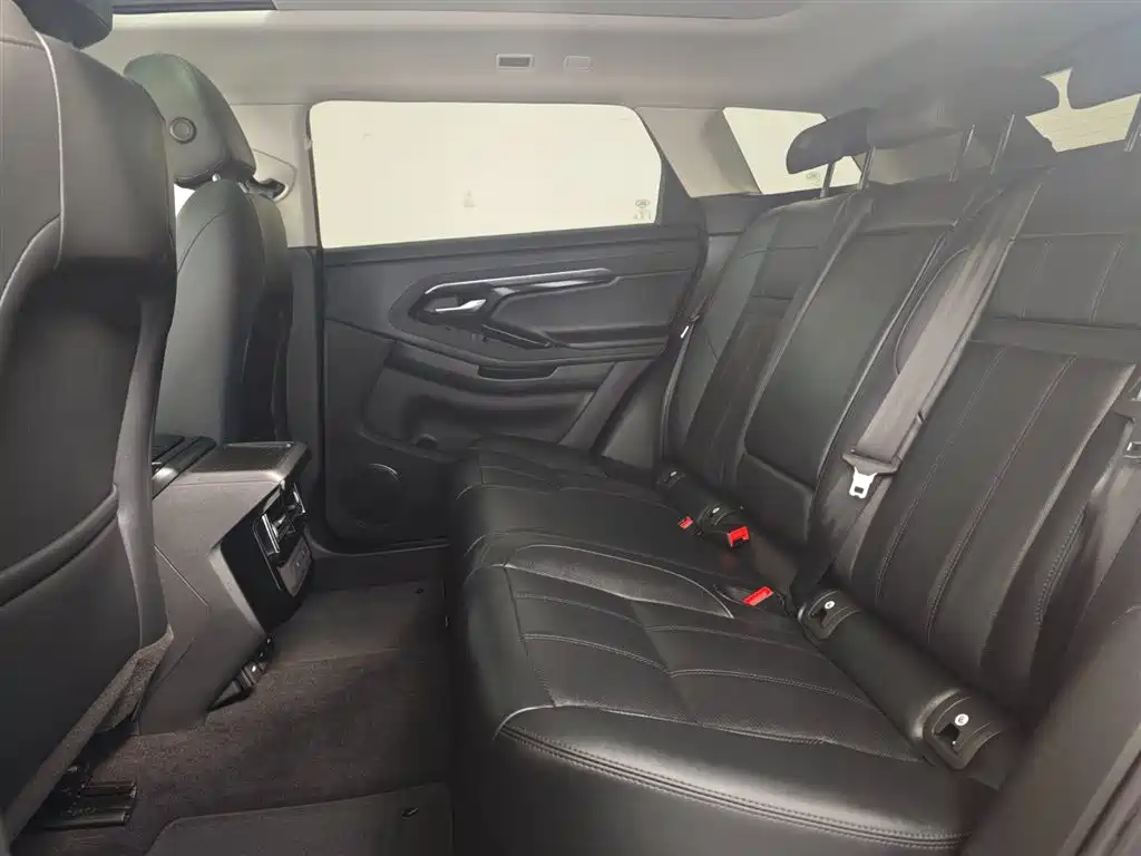Land Rover Evoque 2022 — фото 22
