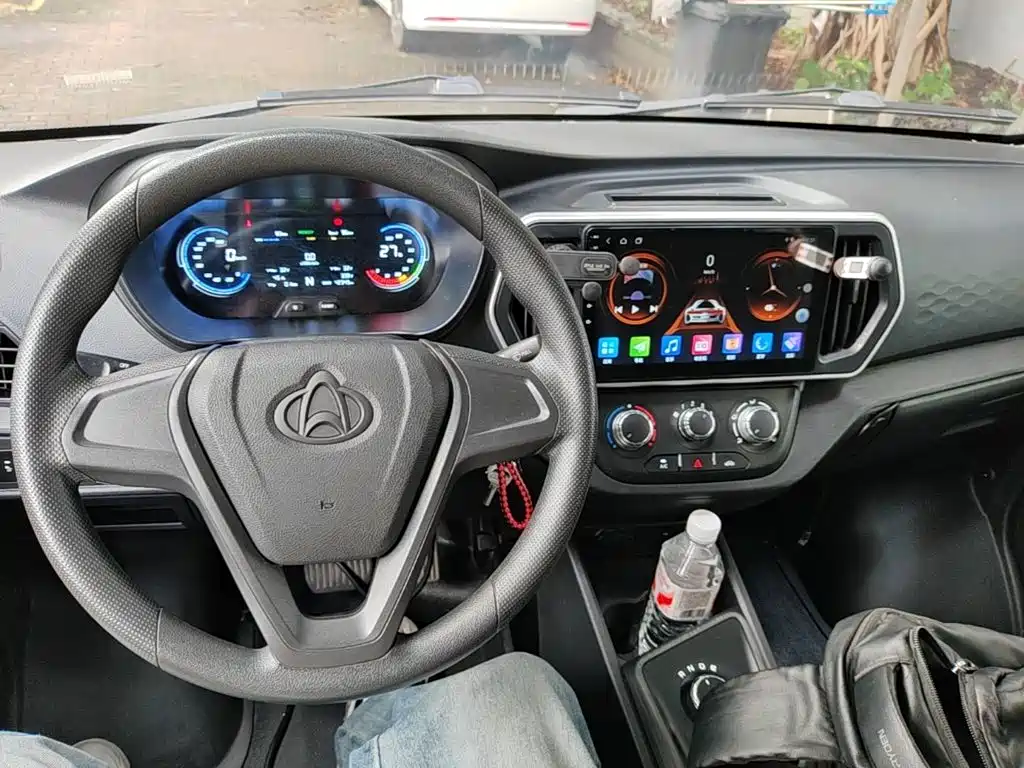 Changan Ruixing EM60 2025 — фото 10