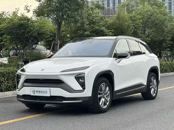 NIO ES6 2020