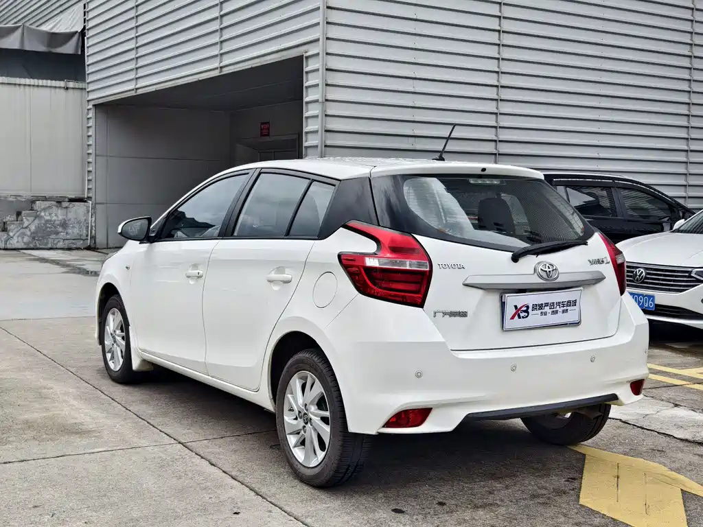 Toyota Yaris L 2019