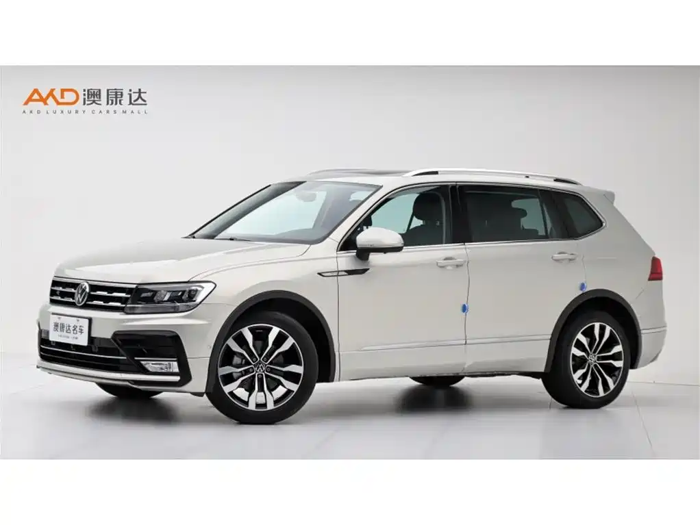 Volkswagen Tiguan L 2021 — фото 1