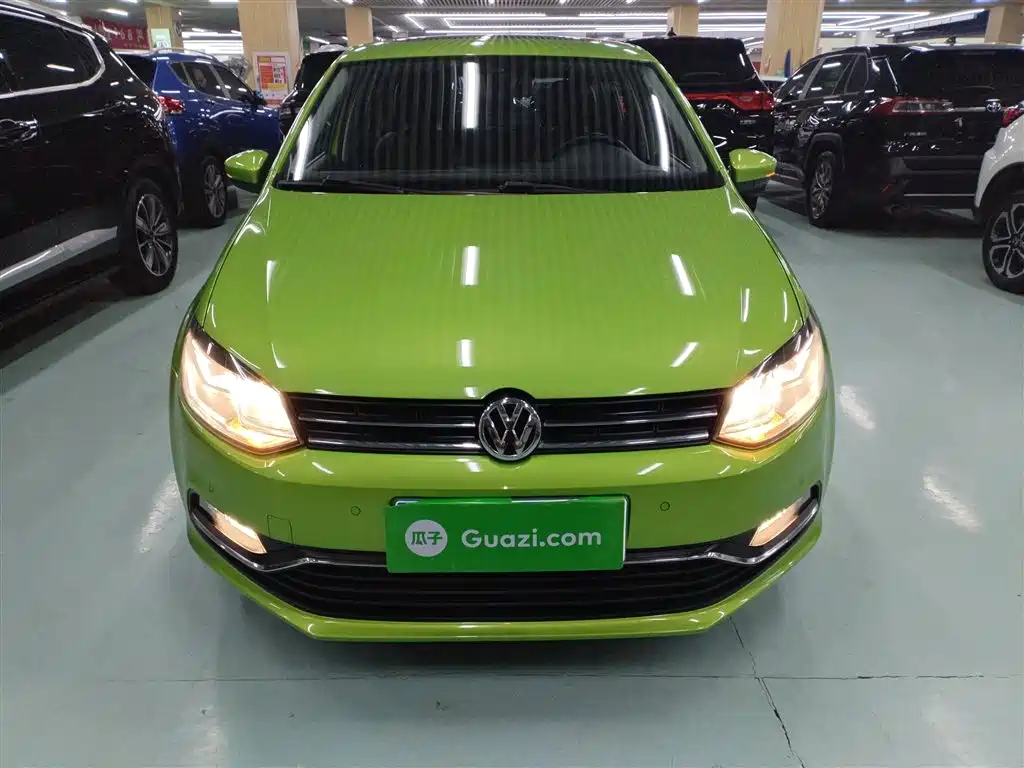 Volkswagen Polo 2015 — фото 19