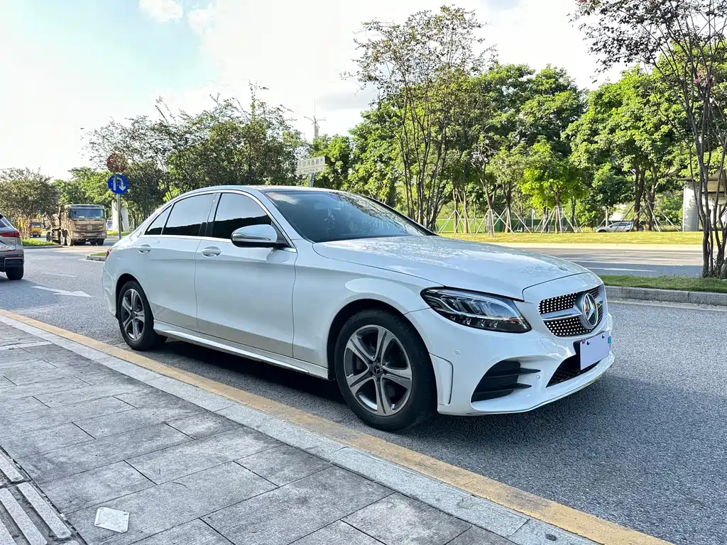 Mercedes-Benz C-Class 2019 — фото 8