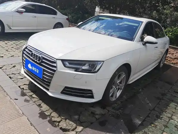 Audi A4L 2018