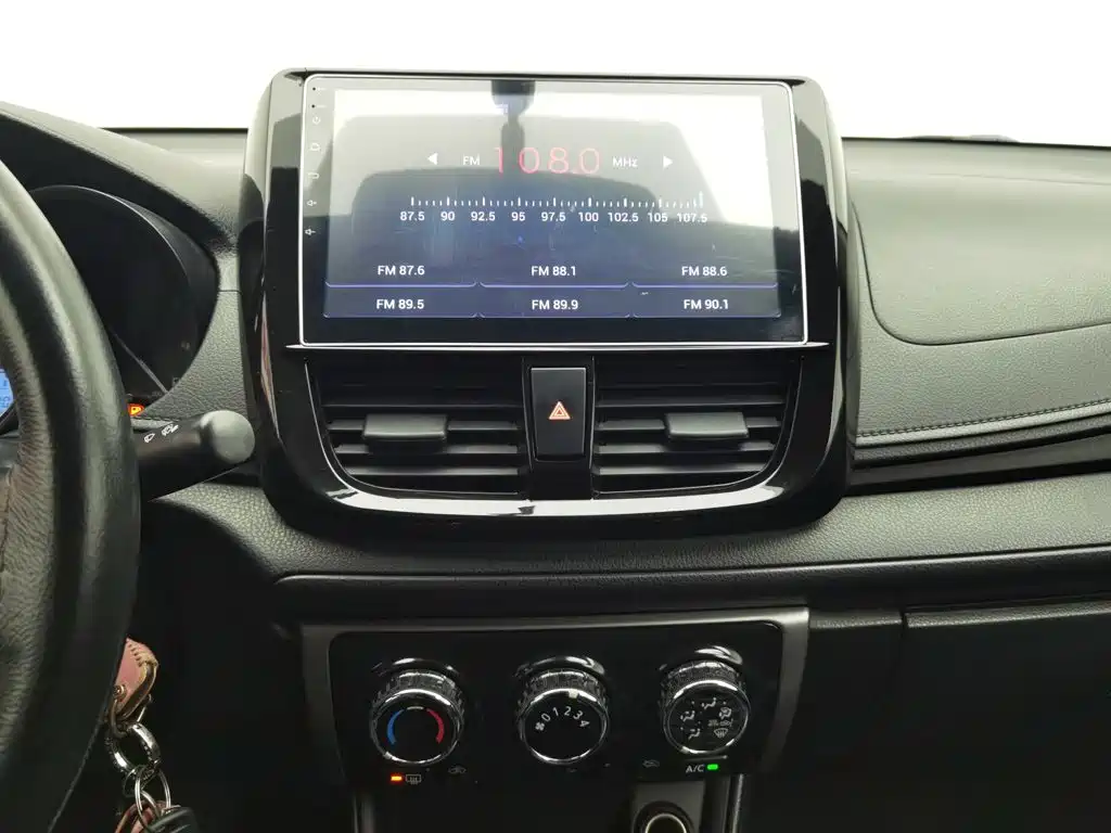 Toyota Vios 2016 — фото 12