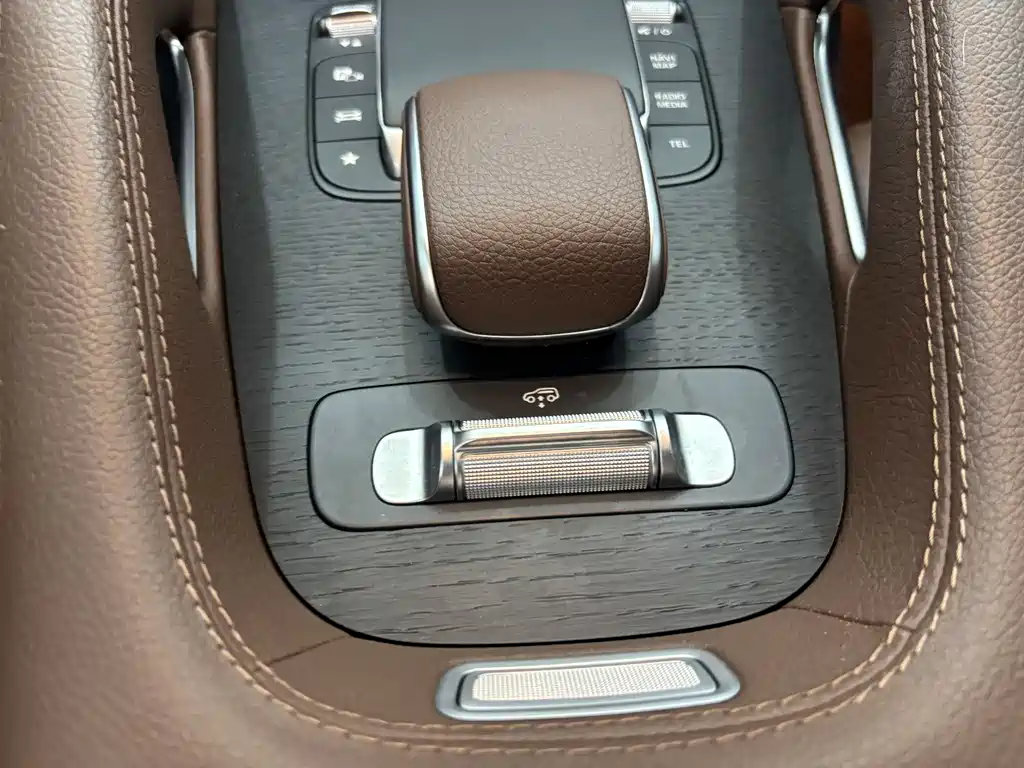 Mercedes-Benz GLS 2024 — фото 19