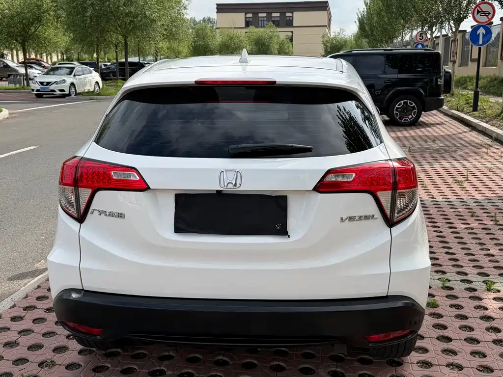 Honda Vezel 2022 — фото 5