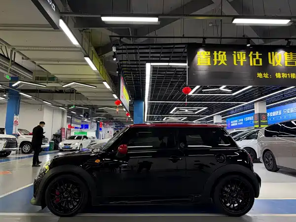 MINI JCW 2013