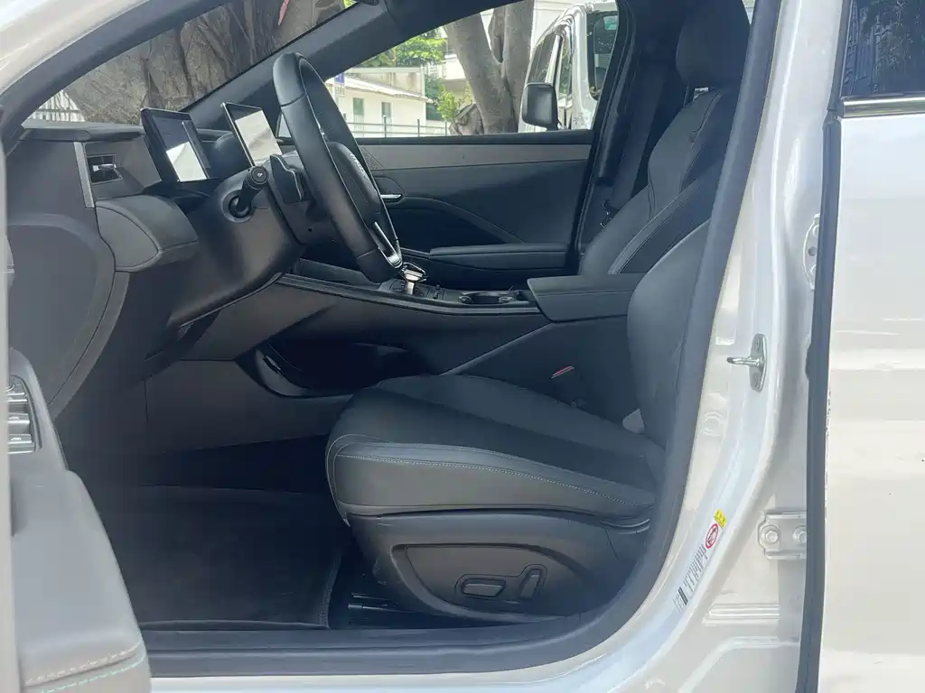 BYD Qin PLUS 2025