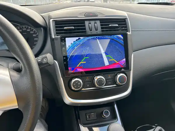 Nissan Tiida 2022