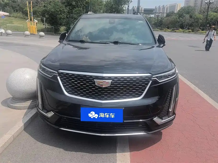 Cadillac XT6 2021 — фото 2