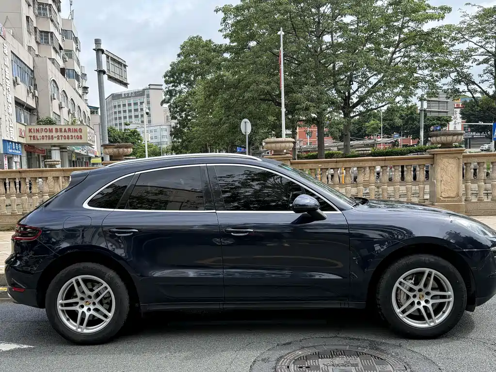 Porsche Macan 2017 — фото 7