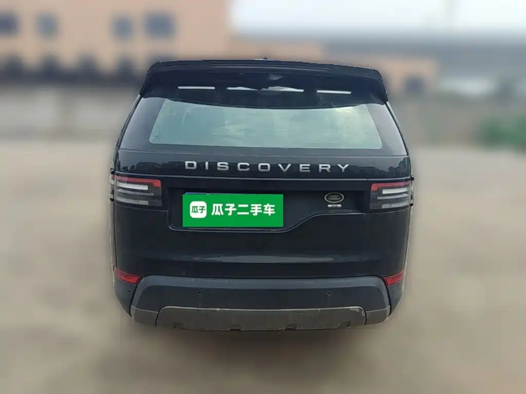Land Rover Discovery 2018 — фото 10