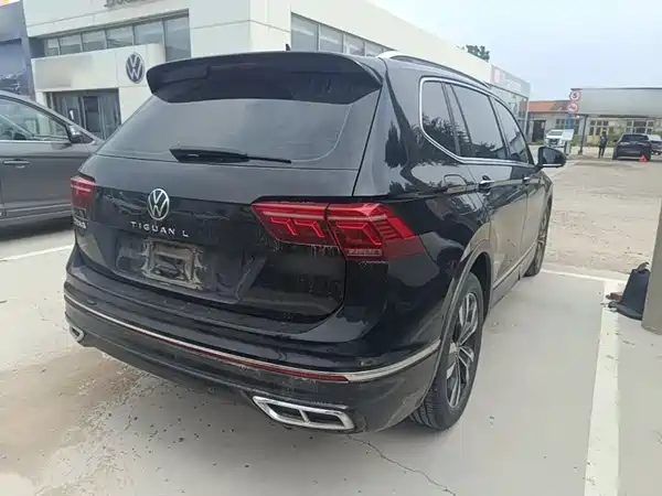 Volkswagen Tiguan L 2023