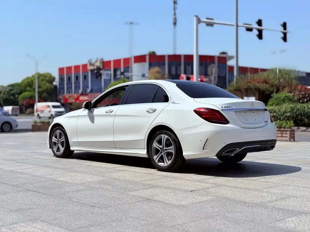 Mercedes-Benz C-Class 2020 — фото 6
