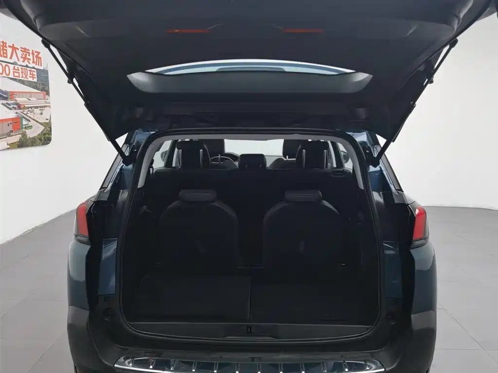 Peugeot 5008 2018 — фото 16