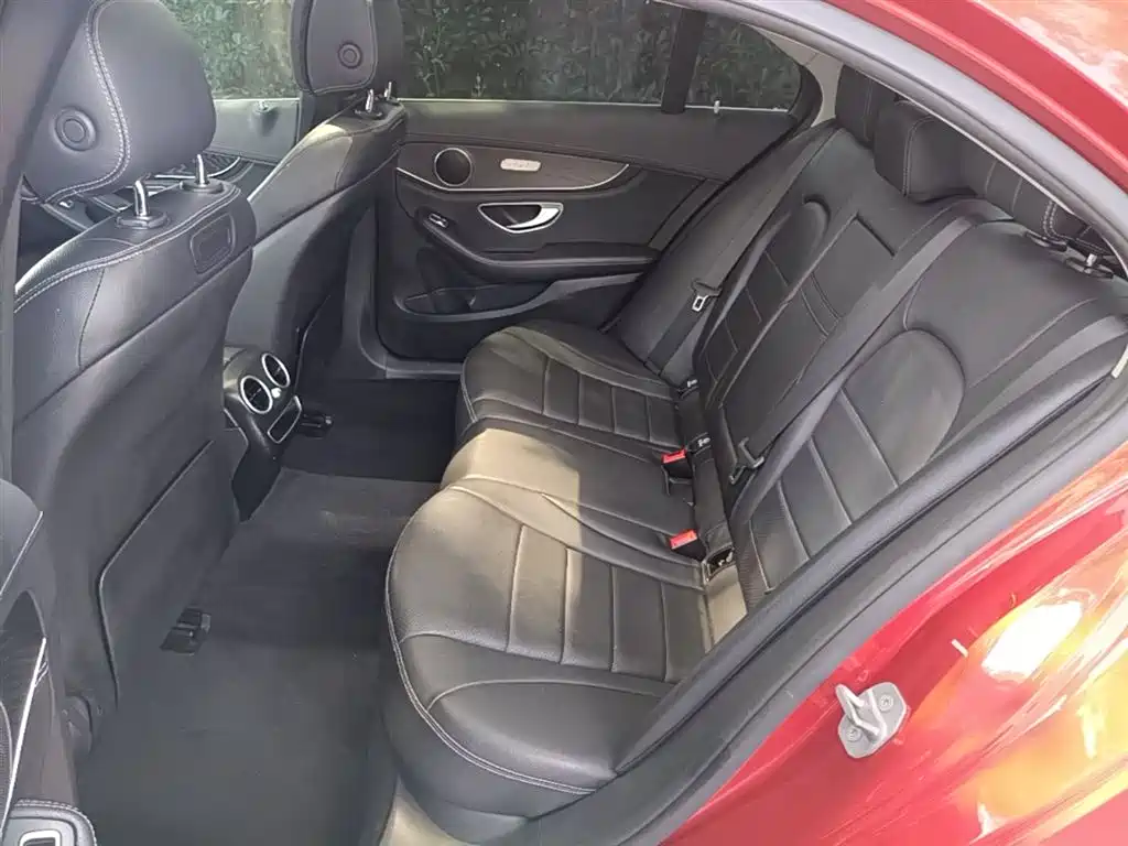 Mercedes-Benz C-Class 2019 — фото 17