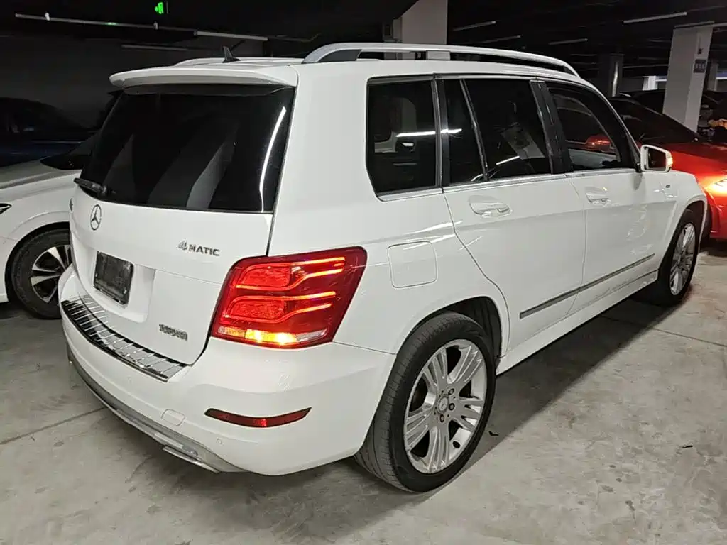 Mercedes-Benz GLK-Class 2015