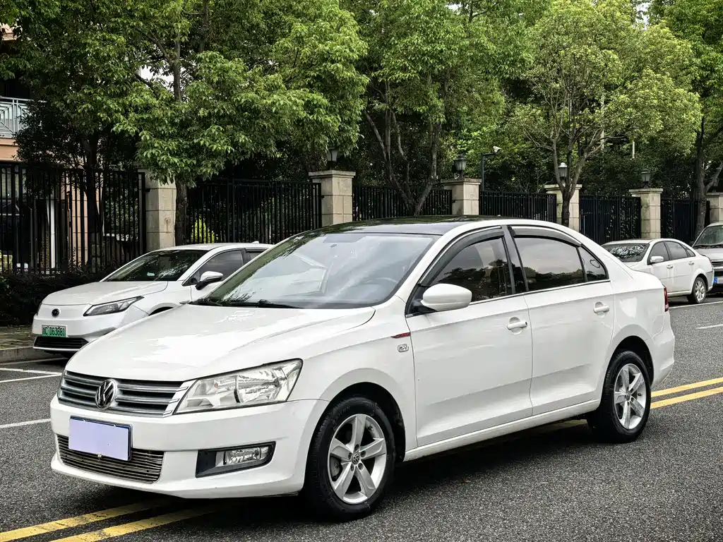 Volkswagen Santana 2014