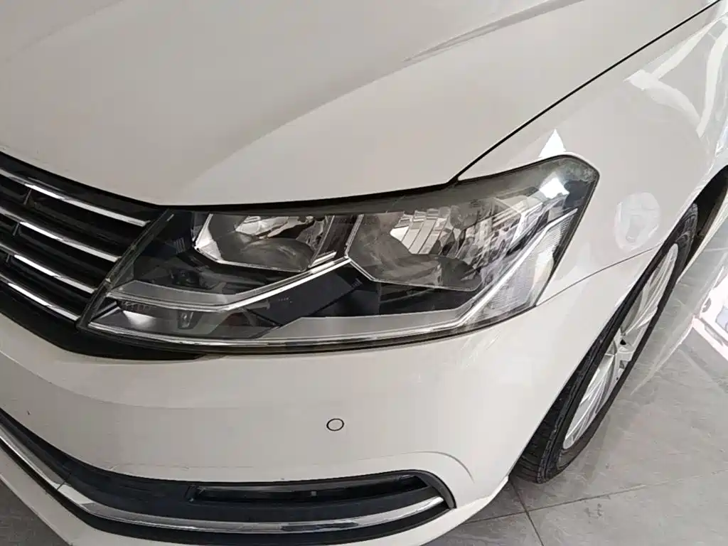 Volkswagen Lavida 2016 — фото 24