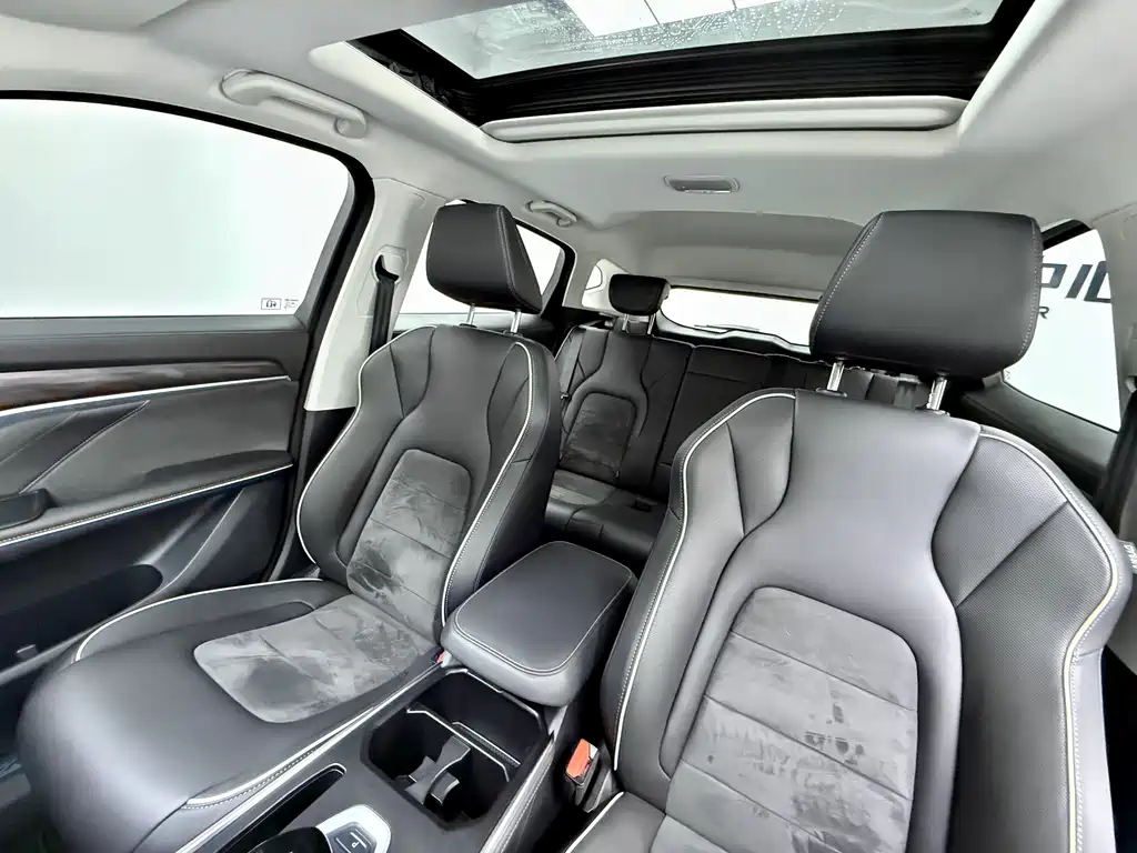 Haval H6 2023 — фото 12