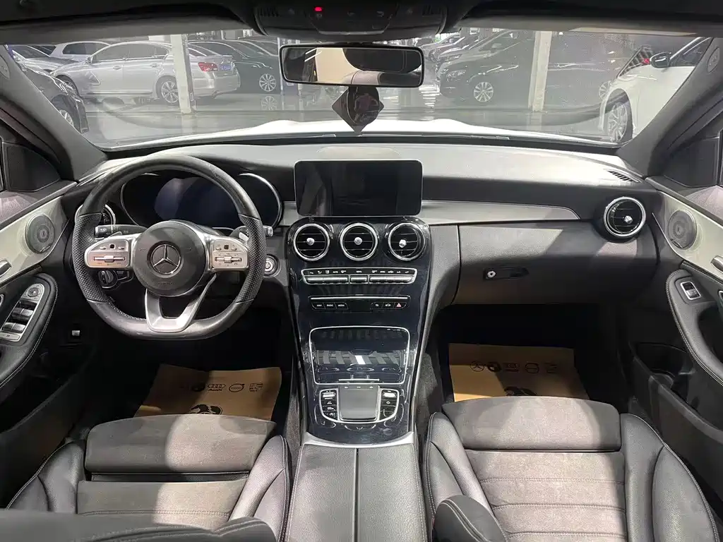Mercedes-Benz C-Class 2020 — фото 16