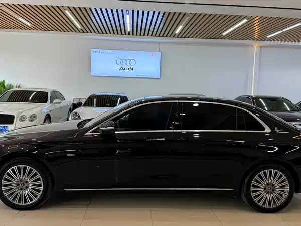 Mercedes-Benz E-Class 2020