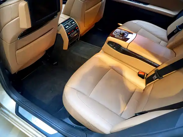 BMW 7 Series 2012