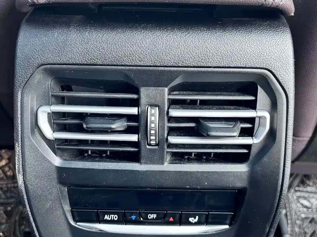 BMW 3 Series 2020 — фото 13