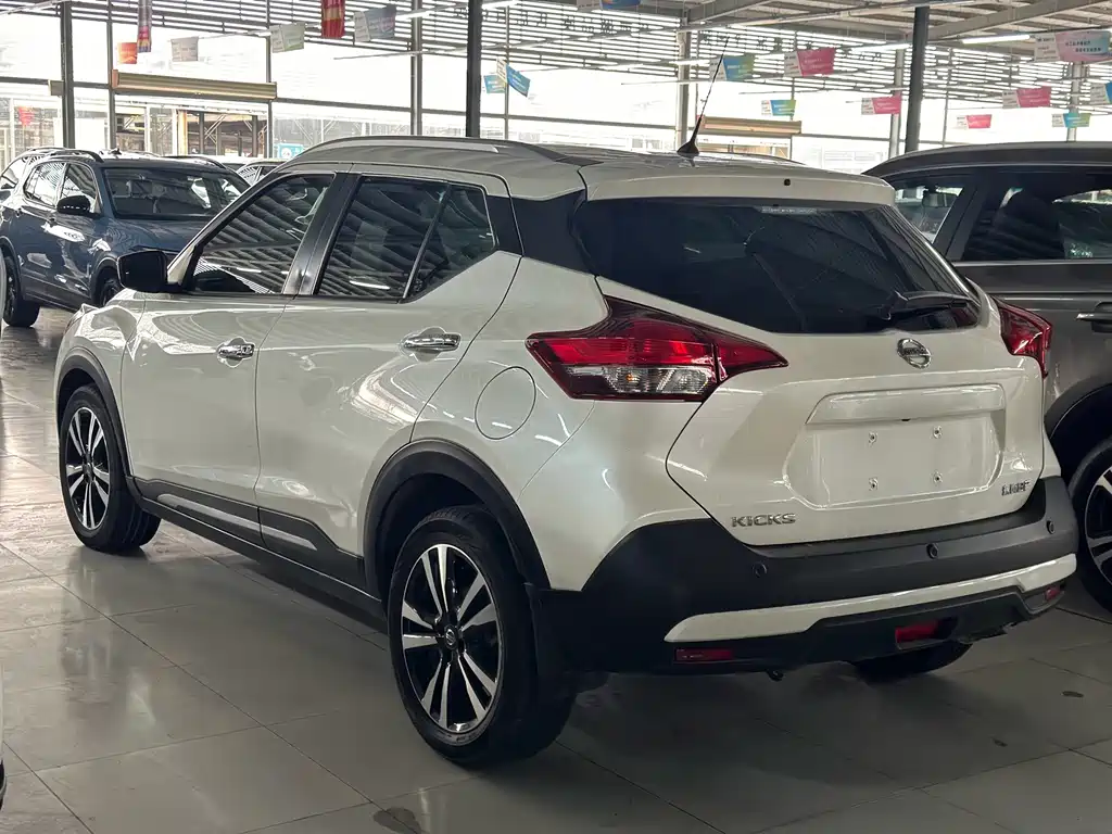 Nissan Kicks 2021 — фото 12