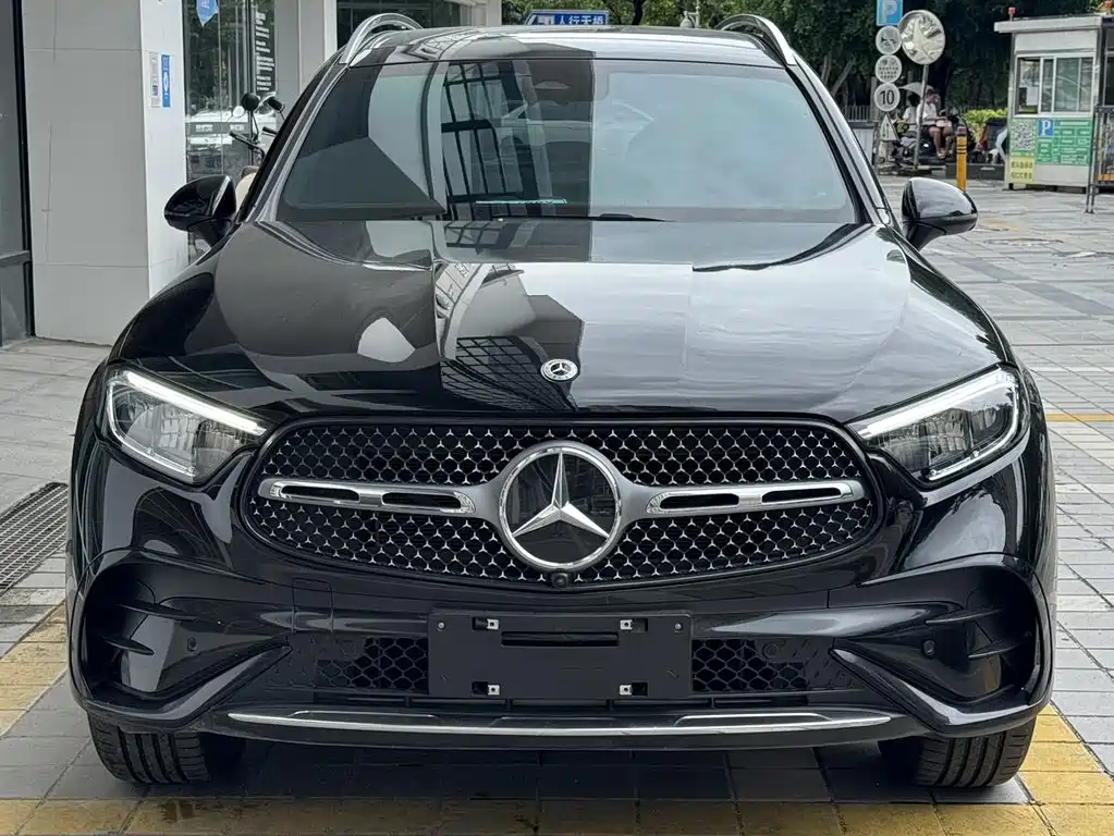 Mercedes-Benz GLC 2025