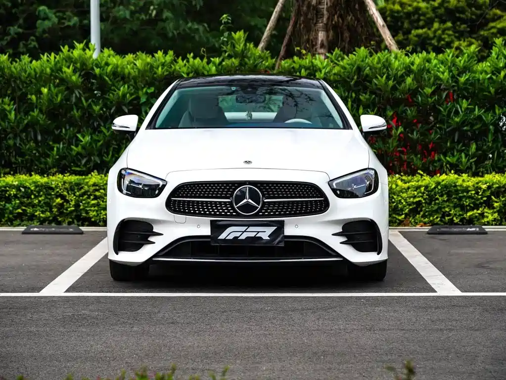 Mercedes-Benz E-Class 2022