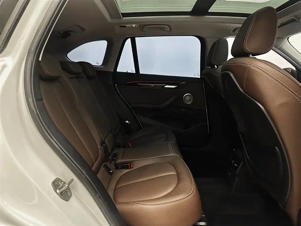 BMW X1 2021 — фото 15