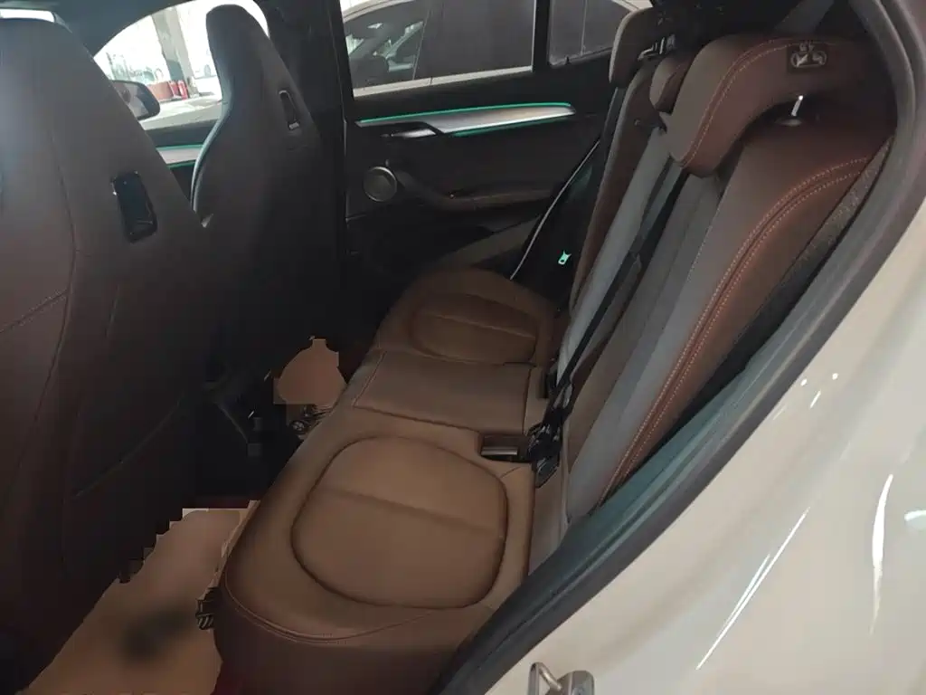 BMW X2 2022 — фото 17