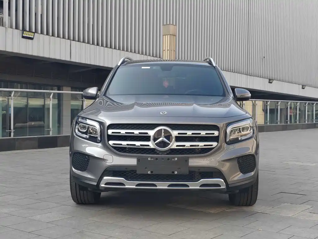 Mercedes-Benz GLB 2023 — фото 2