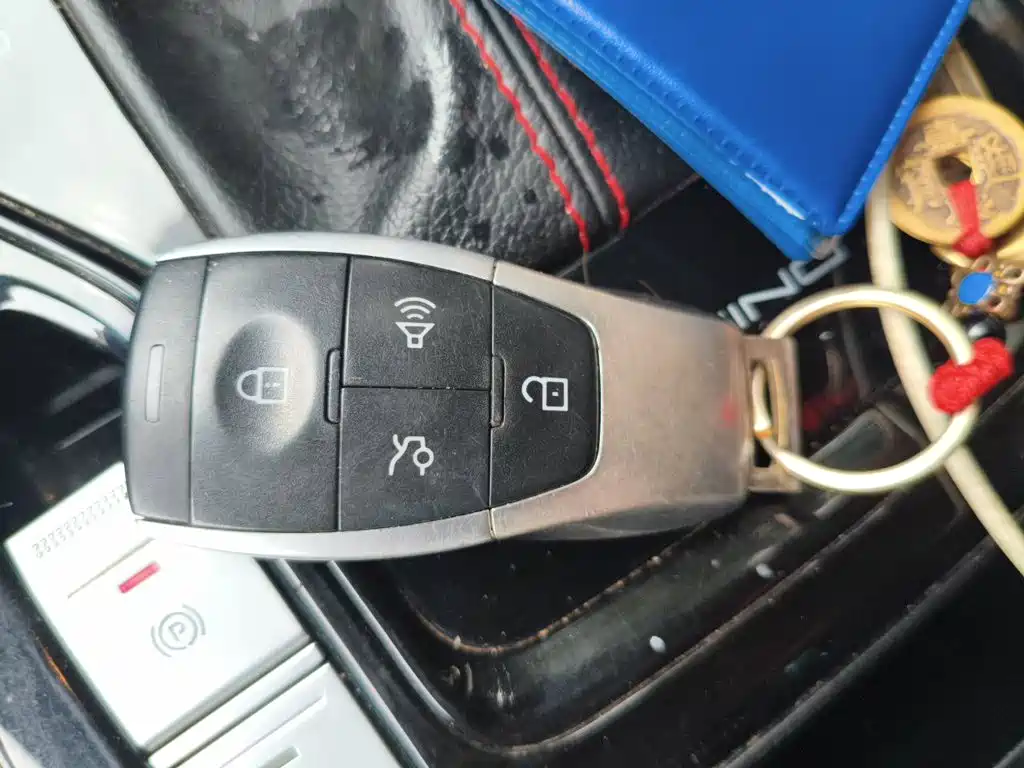 BAIC U5 PLUS 2023 — фото 12