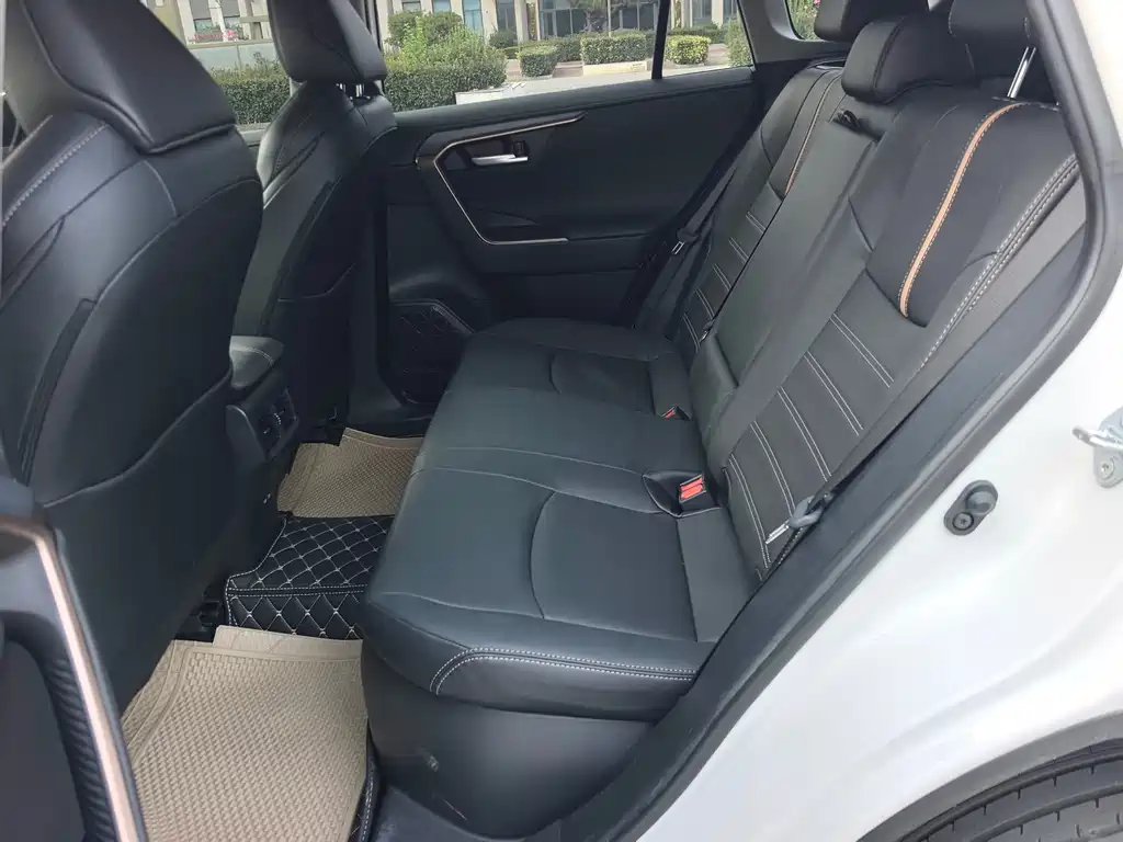 Toyota Wildlander 2025 — фото 10