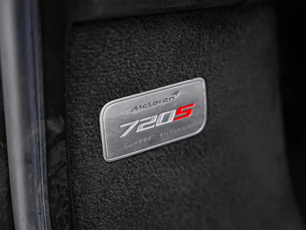 McLaren 720S 2020 — фото 17