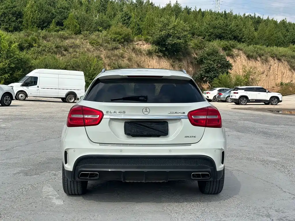 Mercedes-Benz GLA AMG 2015 — фото 8