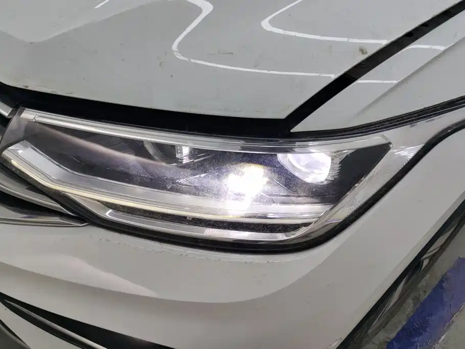 Volkswagen Tiguan L 2023