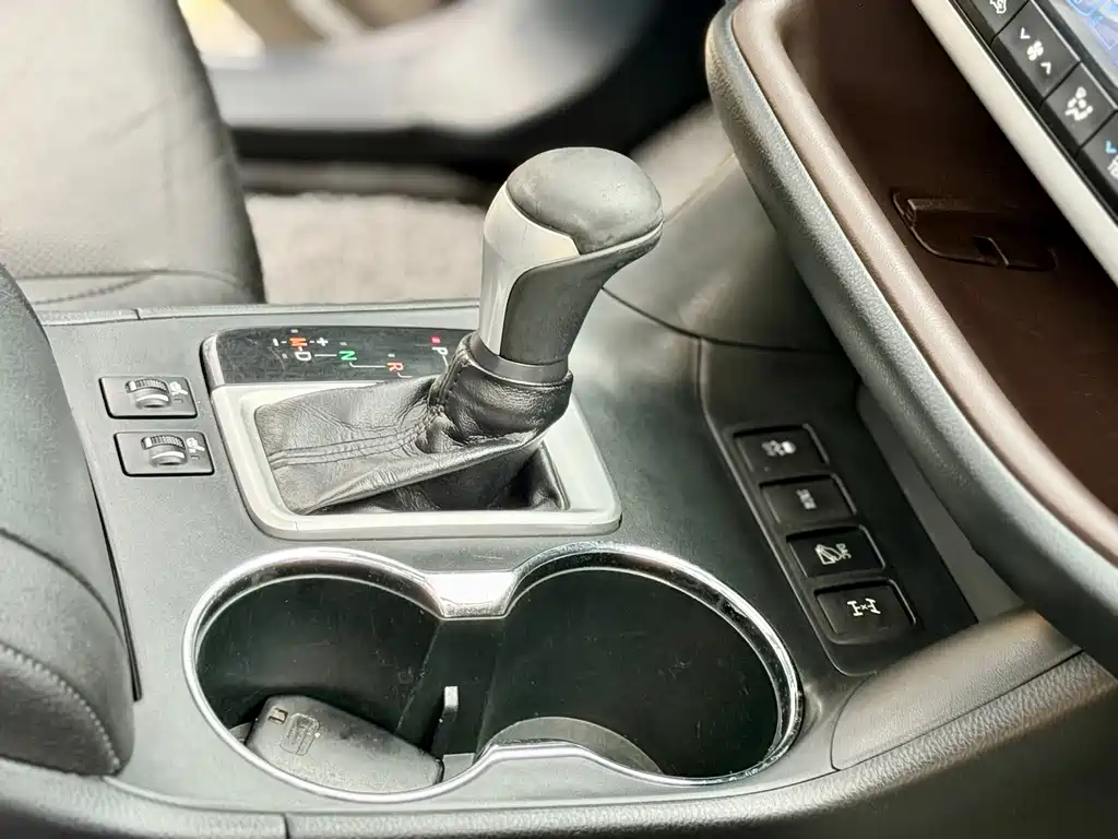 Toyota Highlander 2018 — фото 15