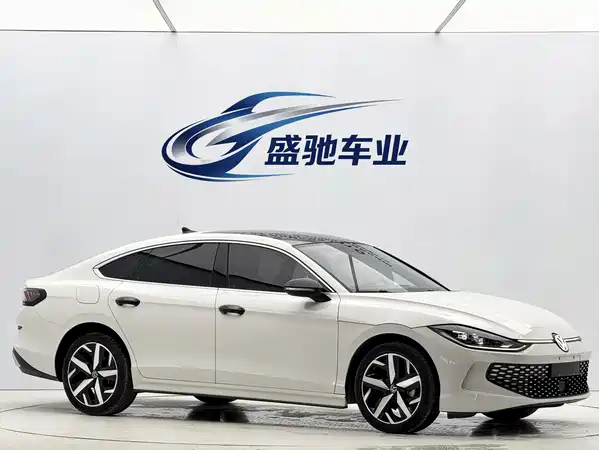 Volkswagen Lamando 2023