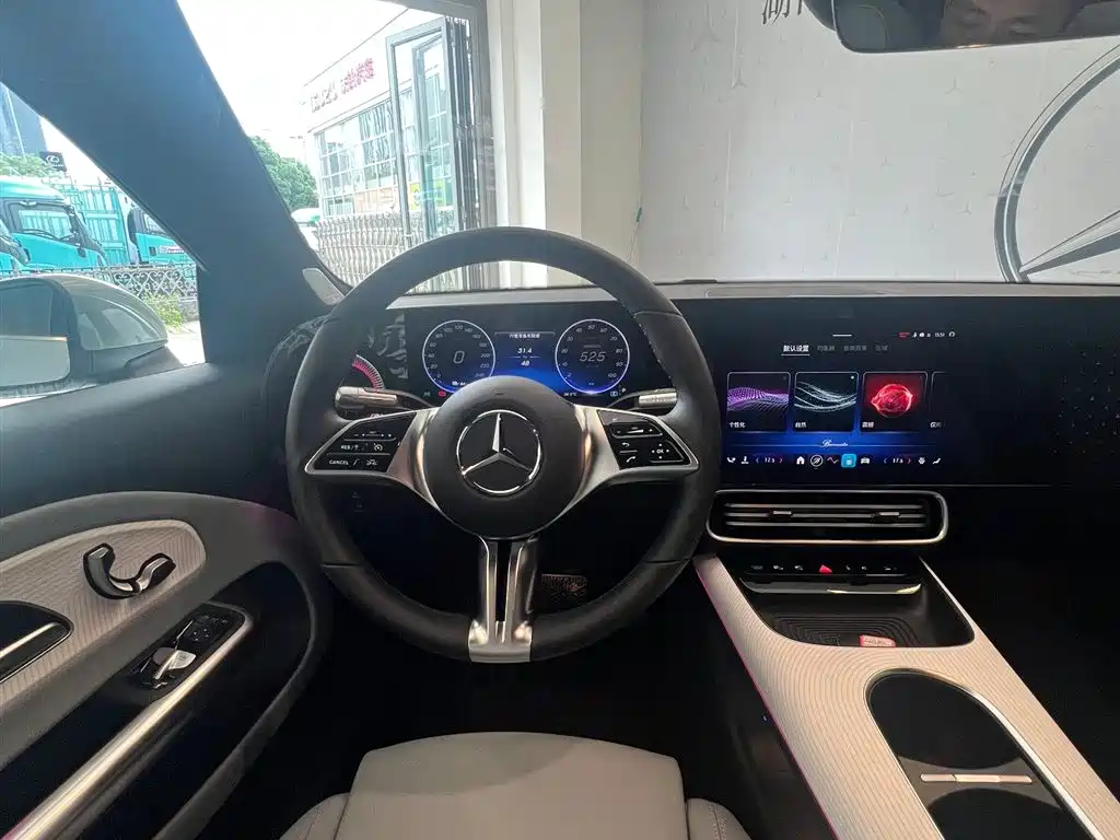 Mercedes-Benz CLA EV 2025 — фото 14
