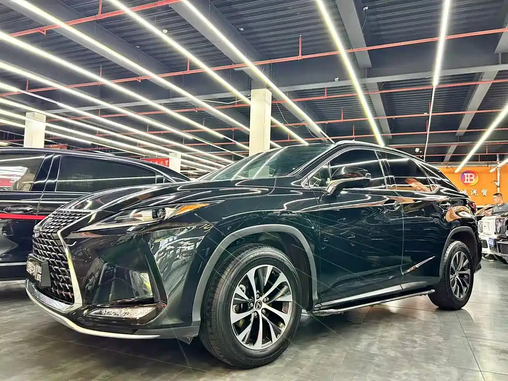 Lexus RX 2020